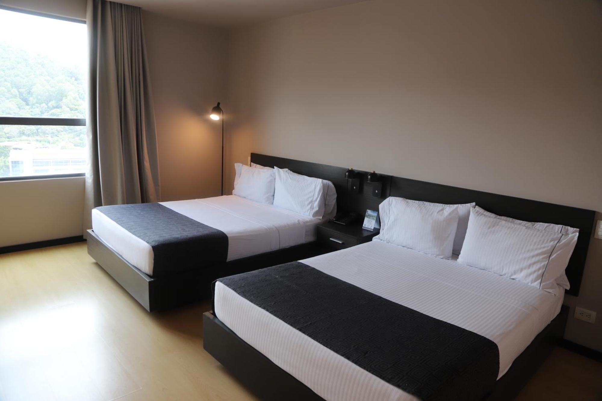 Tequendama Hotel Medellin - Estadio Экстерьер фото