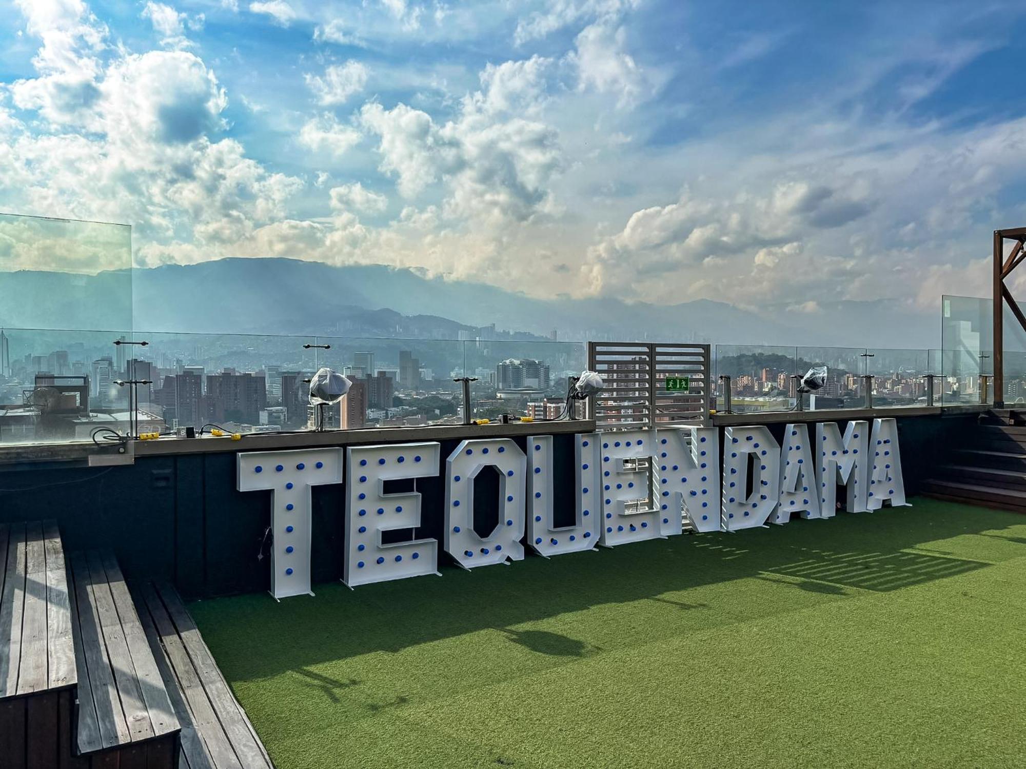 Tequendama Hotel Medellin - Estadio Экстерьер фото
